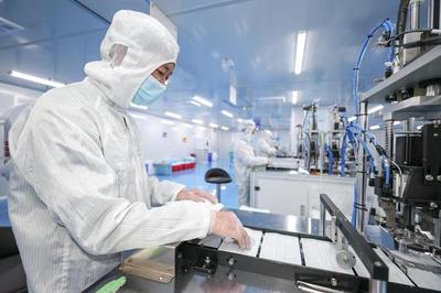 毕节七星关区 追“高”逐“新”引领现代工业“加速跑”，打造贵州医疗器械产业新高地